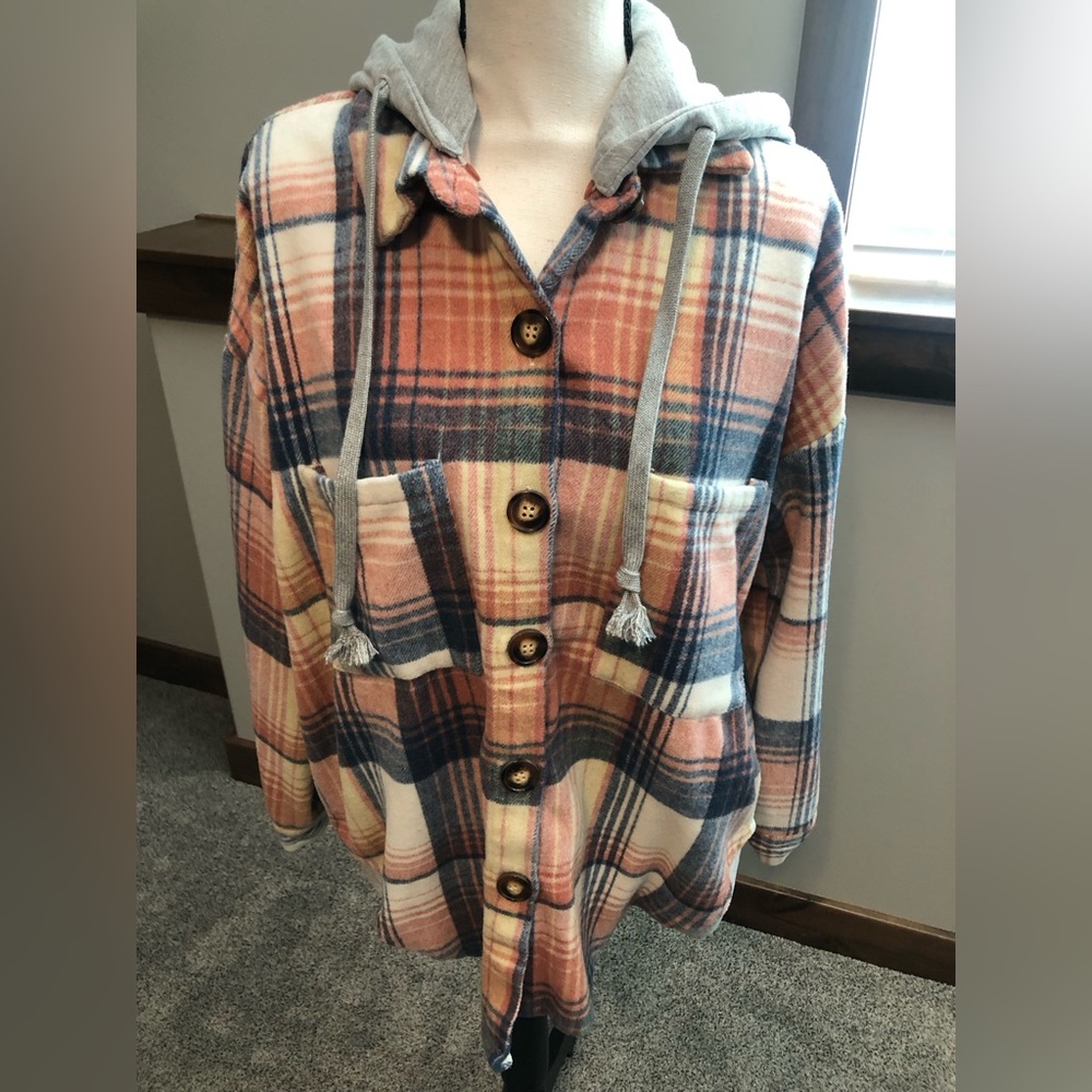 NWT Fleece Shacket by Veveret